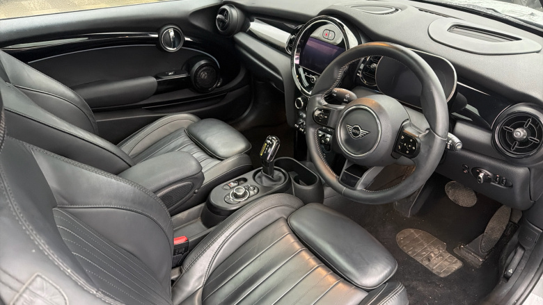 MINI Hatchback 1.5 Cooper Exclusive II 5dr Auto Petrol Hatchback